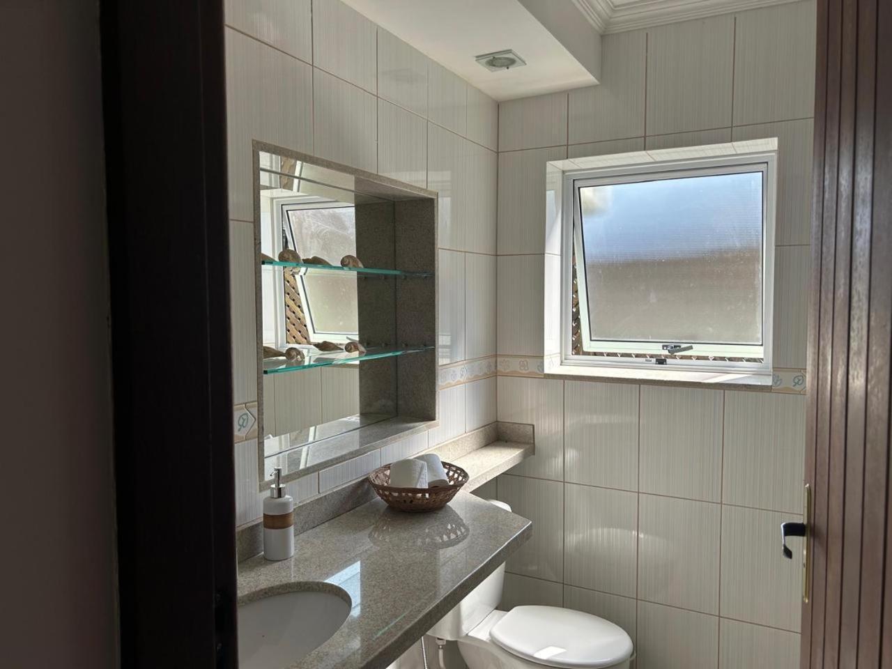 Pedra Mar - Quartos E Suites Em Angra อังกราโดสเฮย์ส ภายนอก รูปภาพ