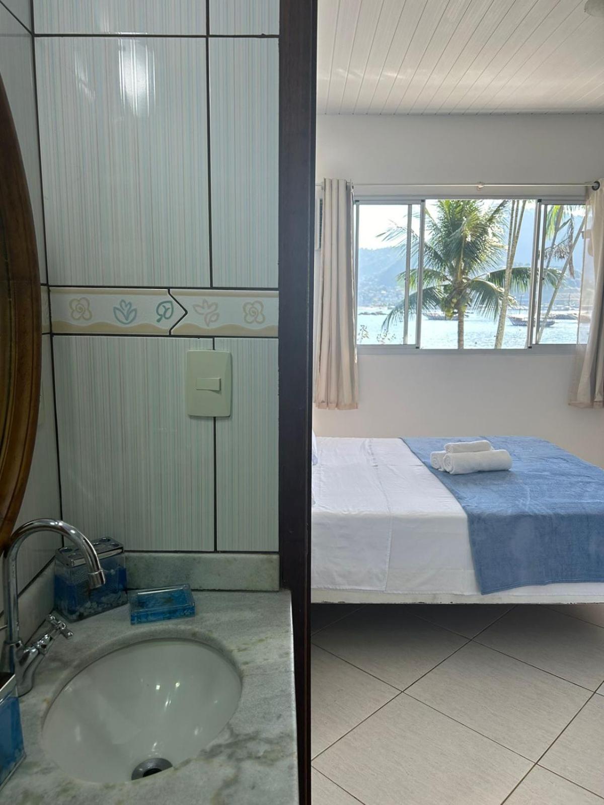 Pedra Mar - Quartos E Suites Em Angra อังกราโดสเฮย์ส ภายนอก รูปภาพ